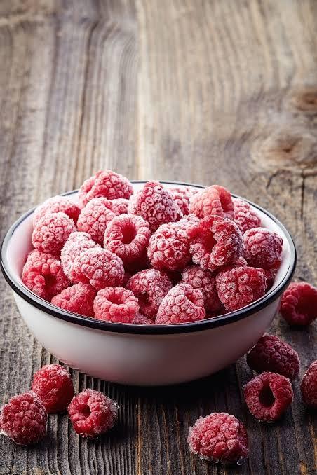 Frozen-raspberries1